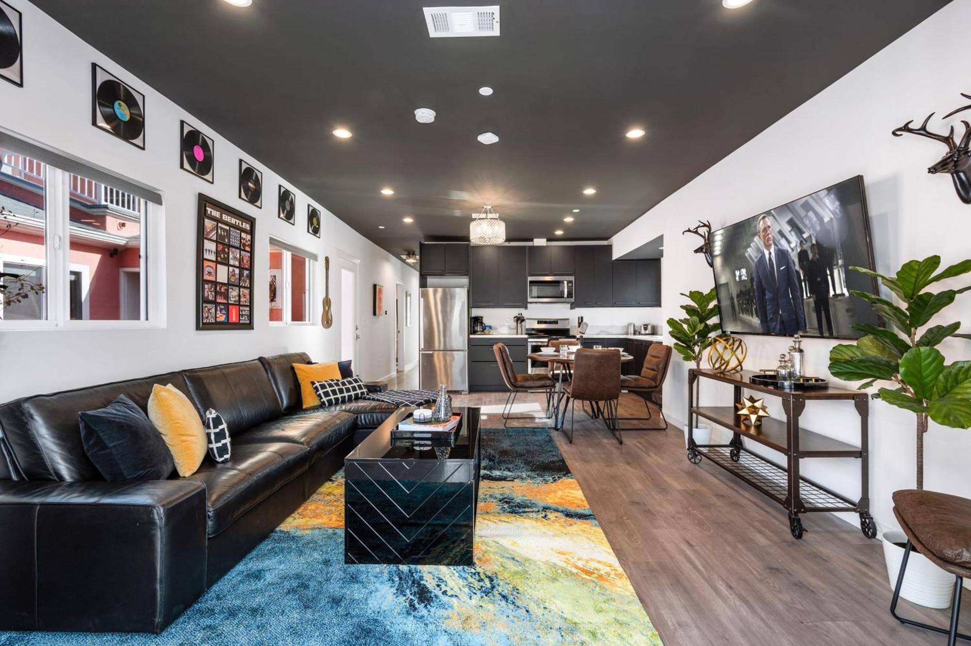 Rock N Roll By Avantstay Vibey Hollywood Retreat Steps To Attractions Los Angeles Exteriör bild