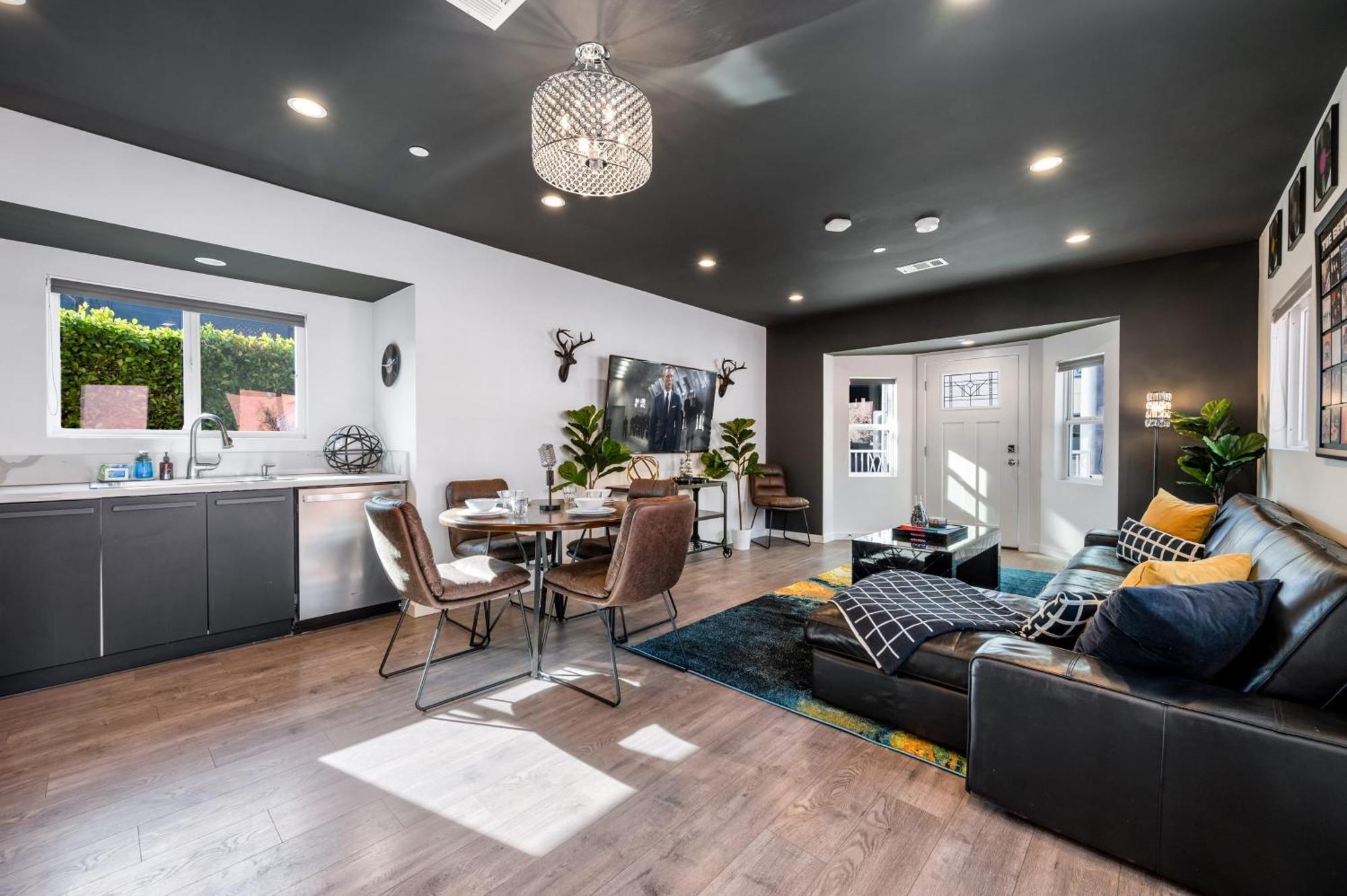 Rock N Roll By Avantstay Vibey Hollywood Retreat Steps To Attractions Los Angeles Exteriör bild